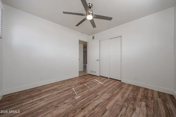 $1,995 | 2340 West Osborn Road, Phoenix, AZ 85015