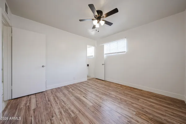 $1,995 | 2340 West Osborn Road, Phoenix, AZ 85015
