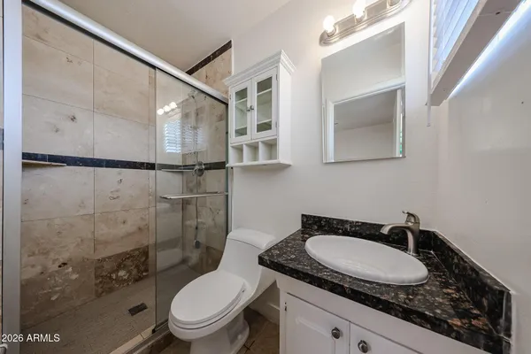 $1,895 | 2340 West Osborn Road, Phoenix, AZ 85015