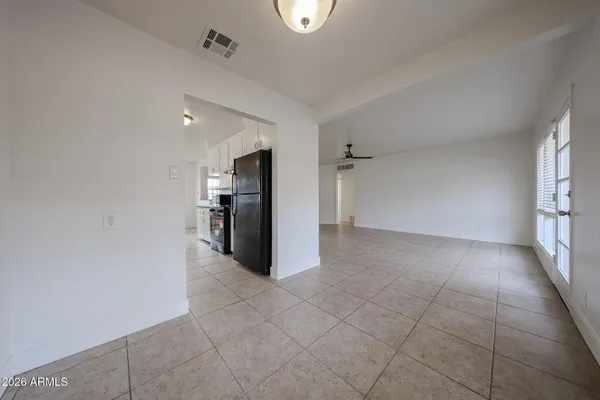 $1,895 | 2340 West Osborn Road, Phoenix, AZ 85015