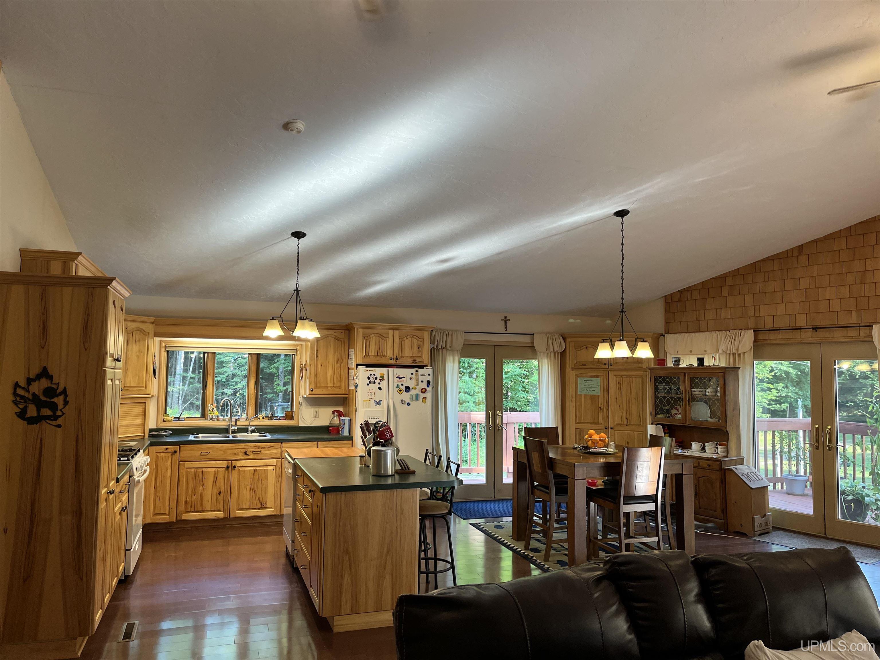 19027 Collins Road Lanse, MI 49946 - Photo 15 of 43 Gallery Image 15