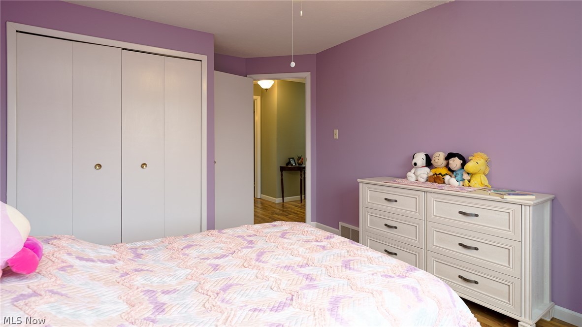 6472 State Road, Unit J2 Parma, OH 44134 - Photo 19 of 34 Bedroom