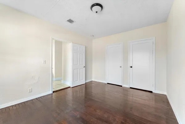 $2,300 | 1928-1930 Adams Street, Hollywood, FL 33020