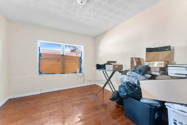 $2,300 | 1928-1930 Adams Street, Hollywood, FL 33020