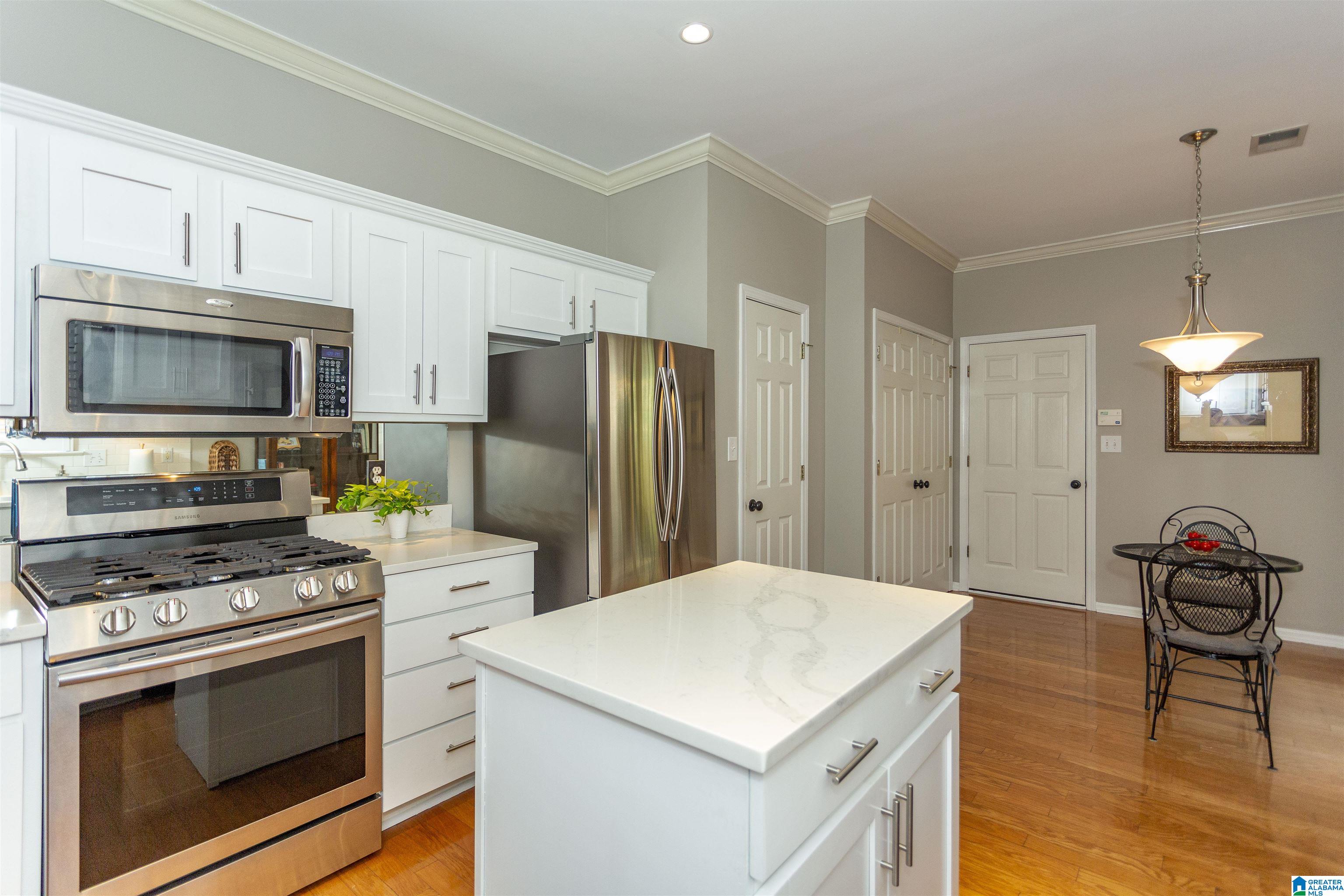 120 Warwick Circle Alabaster, AL 35007 - Photo 6 of 24