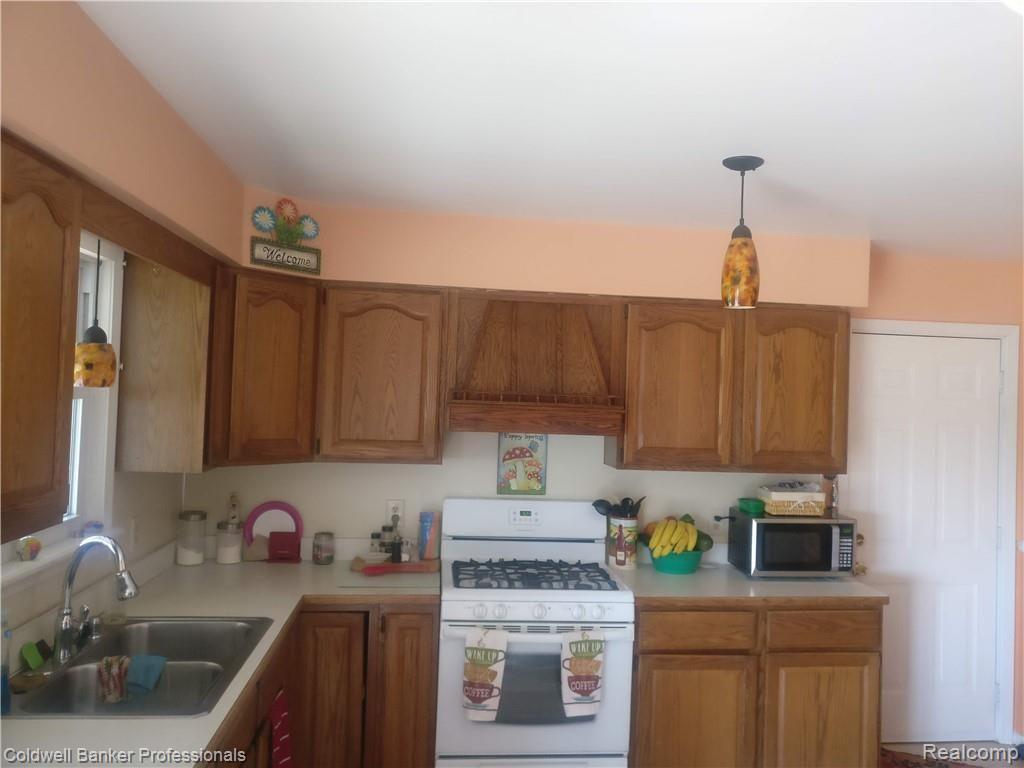 2354 Bullock Road Lapeer, MI 48446 - Photo 17 of 55 IMG_20180905_172322.jpg