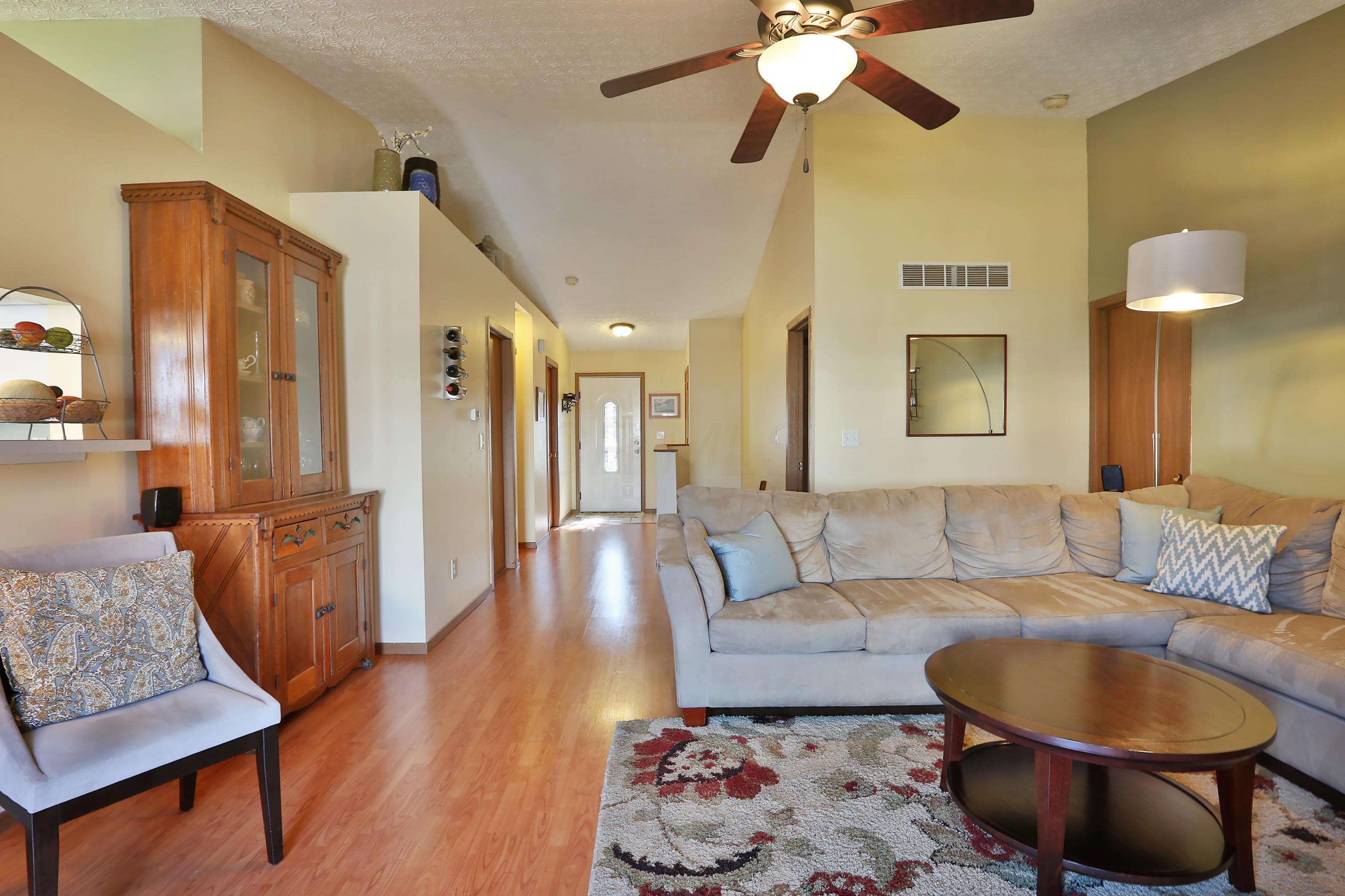889 Riggsby Road Galloway, OH 43119 - Photo 5 of 35 Gallery Image 5