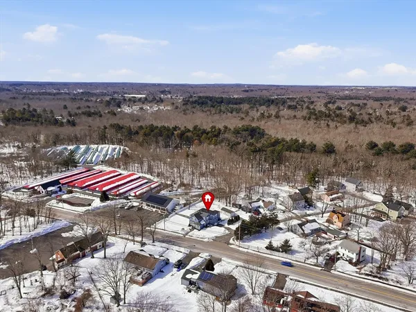 $780,000 | 660 South Franklin Street, Holbrook, MA 02343