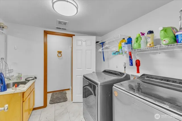 $775,000 | 19921 South Carpenter Road, Snohomish, WA 98290