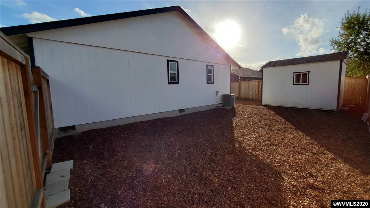 5358 Holly Loop Southeast Turner, OR 97392 - Photo 34 of 42