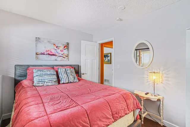 $275,000 | 2866 Mounds View Boulevard, Mounds View, MN 55112