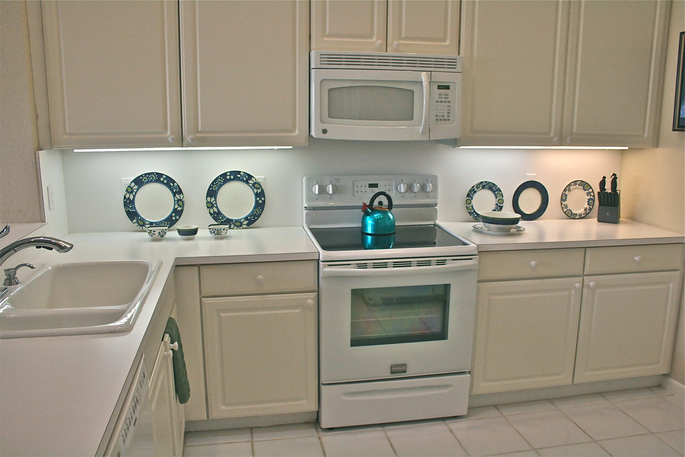 17305 Boca Club Boulevard, Unit 1 Boca Raton, FL 33487 - Photo 18 of 25 IMG_4012