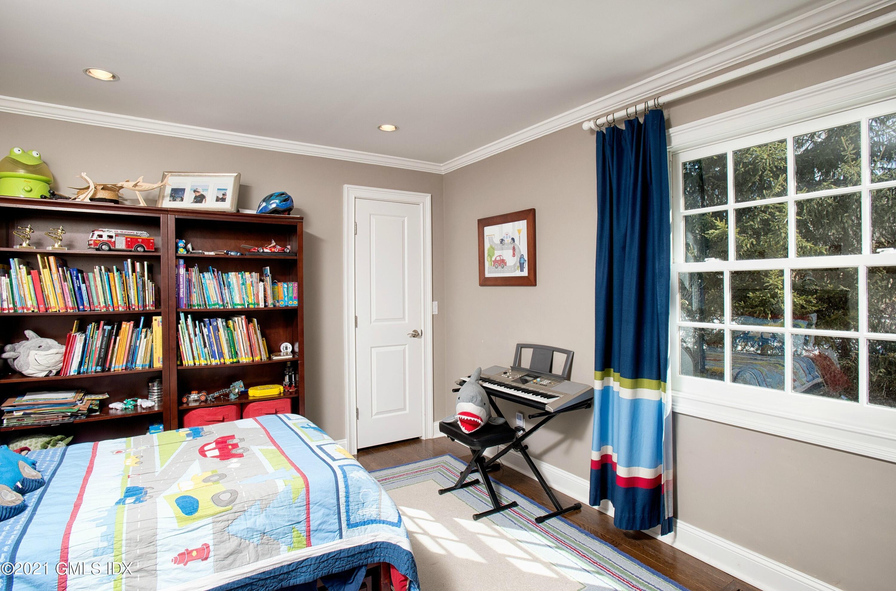 21 Indian Mill Road Cos Cob, CT 06807 - Photo 15 of 17 015-235791-99187492-9_5204539