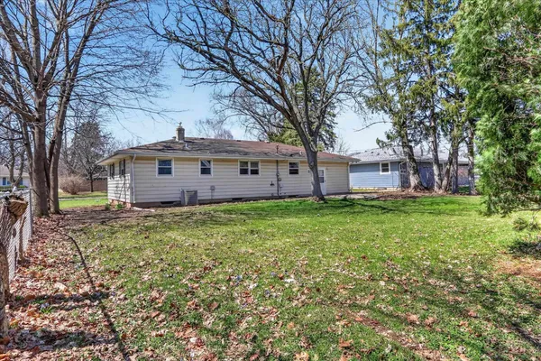 $249,900 | 5 South Lexington Drive, Janesville, WI 53545