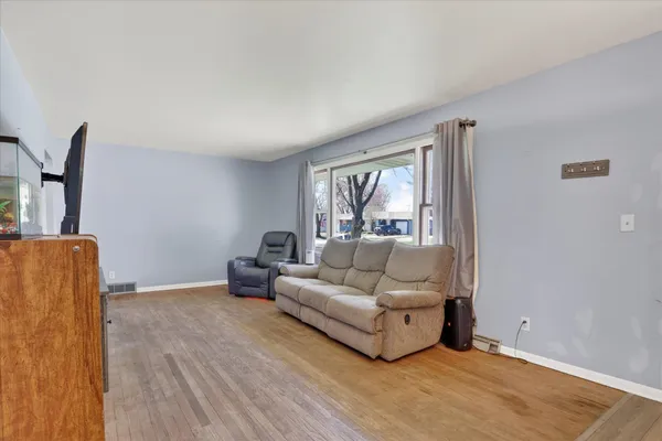 $249,900 | 5 South Lexington Drive, Janesville, WI 53545
