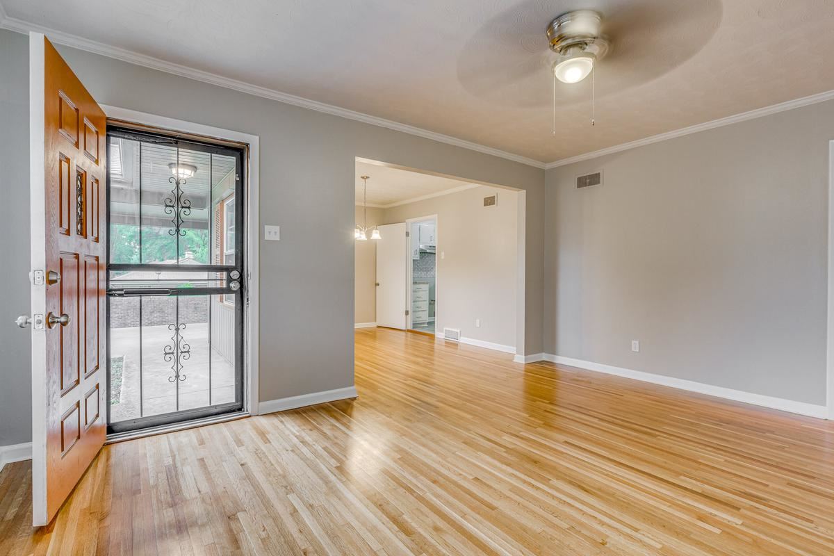 3535 Bishops Bridge Road Memphis, TN 38118 - Photo 8 of 25