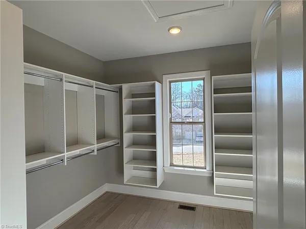 $875,000 | 5483 Meadowlark Court, Winston-Salem, NC 27106