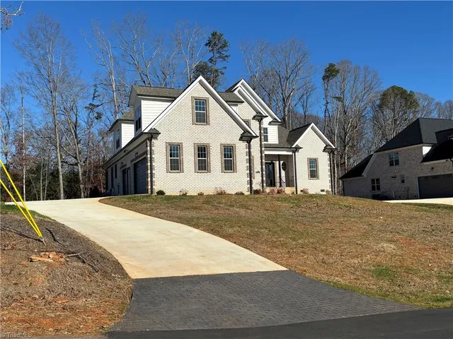 $960,000 | 5483 Meadowlark Court, Winston-Salem, NC 27106