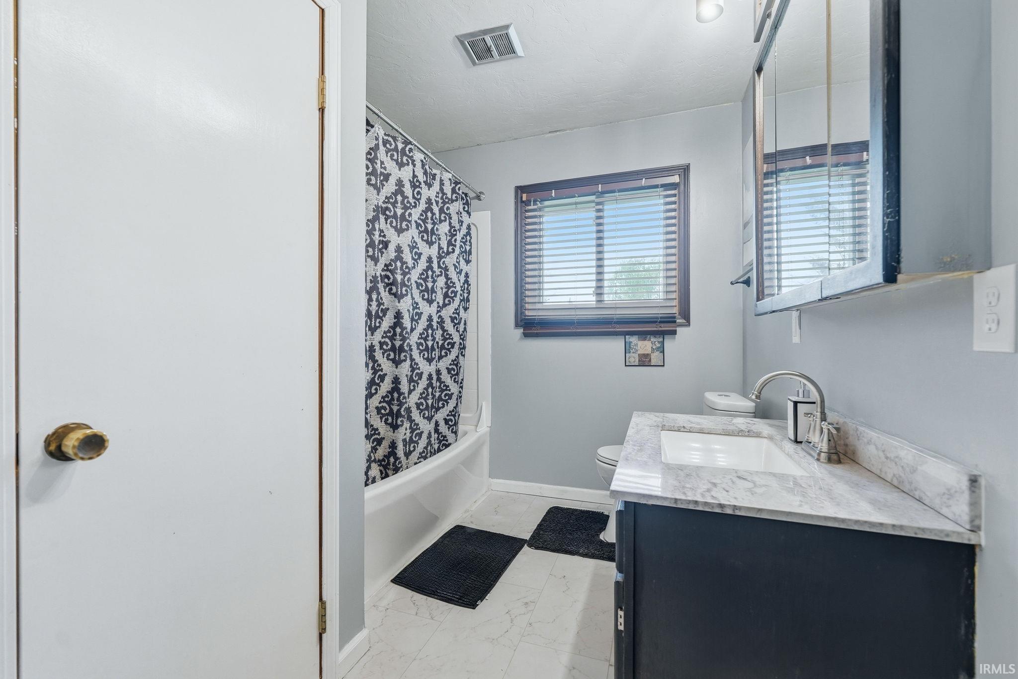 5880 North 170 West Howe, IN 46746 - Photo 23 of 36