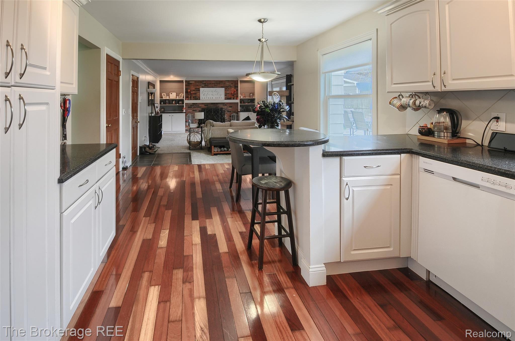 5286 North Georgetown Road Grand Blanc, MI 48439 - Photo 13 of 42 DSC_1753-HDR(5).jpg