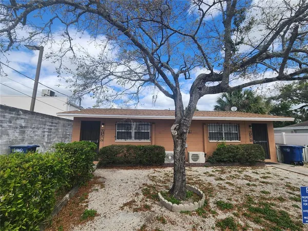 $1,350 | 906 East 108th Avenue, Tampa, FL 33612