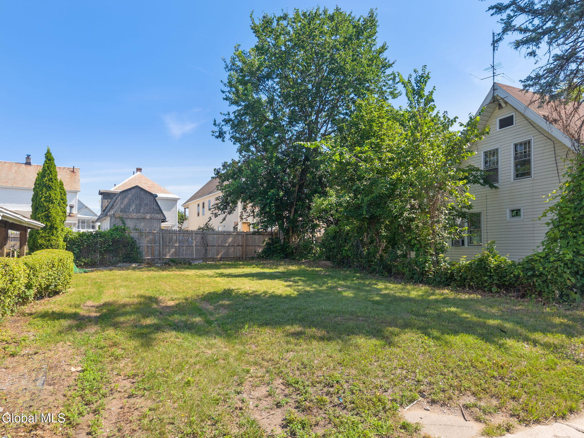 1029 Forest Road Schenectady, NY 12303 - Photo 36 of 41 36-1029ForestRd_36