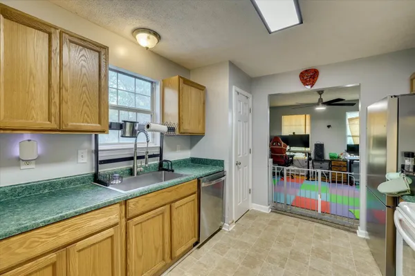 $167,500 | 583 Oak Hill Court, Louisville, GA 30434