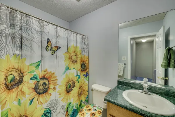 $167,500 | 583 Oak Hill Court, Louisville, GA 30434