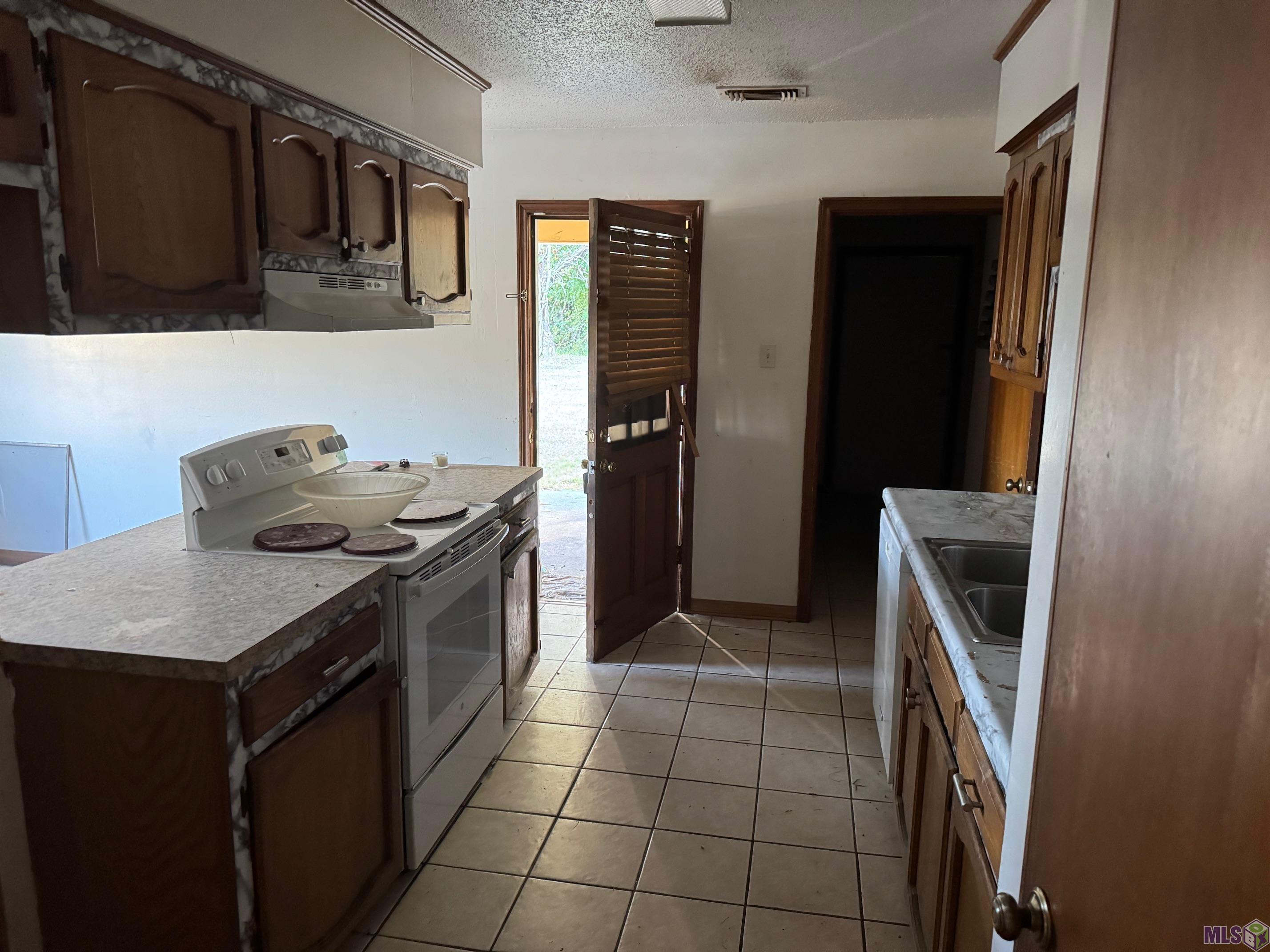 5854 Wright Drive Baton Rouge, LA 70812 - Photo 12 of 16