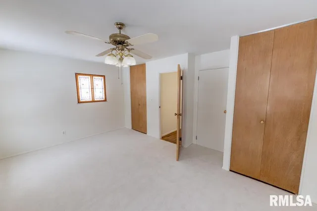 $179,900 | 5909 North Keenland Avenue, Peoria, IL 61614