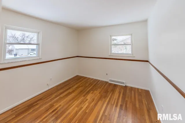 $179,900 | 5909 North Keenland Avenue, Peoria, IL 61614