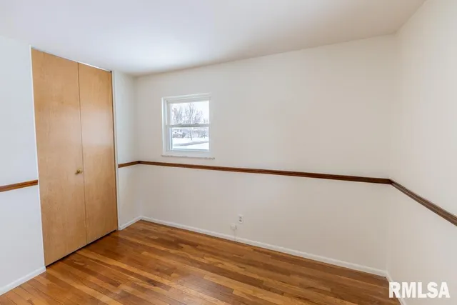 $179,900 | 5909 North Keenland Avenue, Peoria, IL 61614