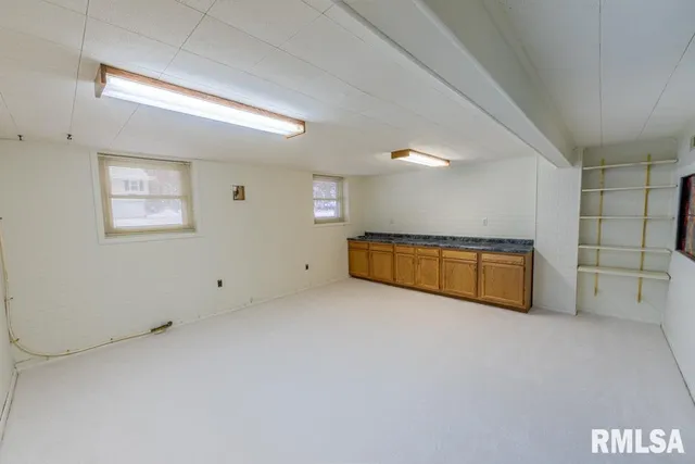 $179,900 | 5909 North Keenland Avenue, Peoria, IL 61614