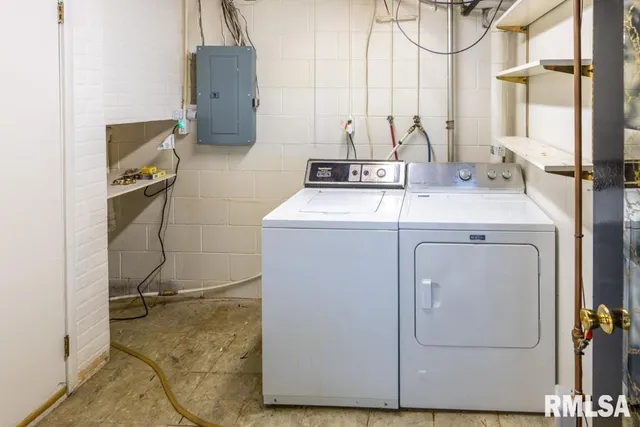 $179,900 | 5909 North Keenland Avenue, Peoria, IL 61614