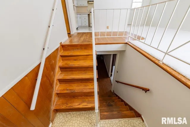 $179,900 | 5909 North Keenland Avenue, Peoria, IL 61614