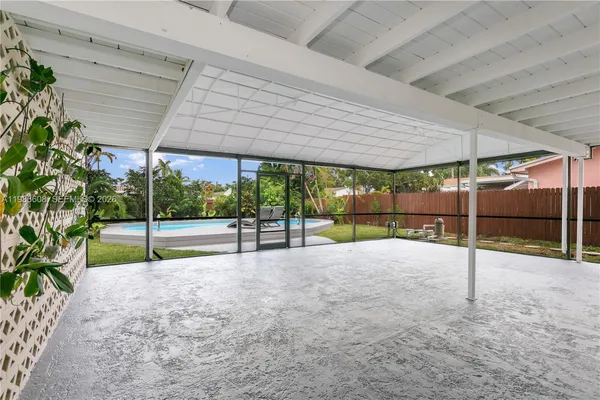 $4,200 | 1507 Harding Street, Hollywood, FL 33020