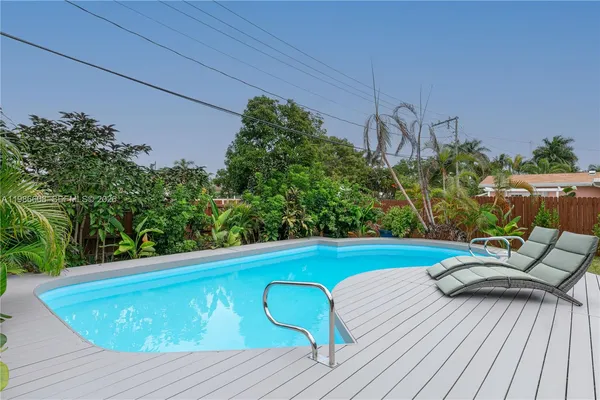 $4,200 | 1507 Harding Street, Hollywood, FL 33020
