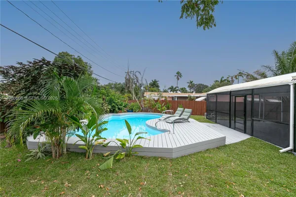 $4,200 | 1507 Harding Street, Hollywood, FL 33020