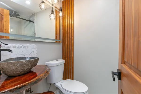 $4,200 | 1507 Harding Street, Hollywood, FL 33020