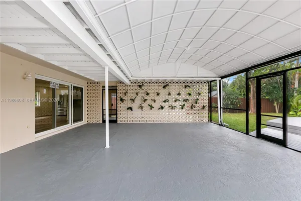 $4,200 | 1507 Harding Street, Hollywood, FL 33020