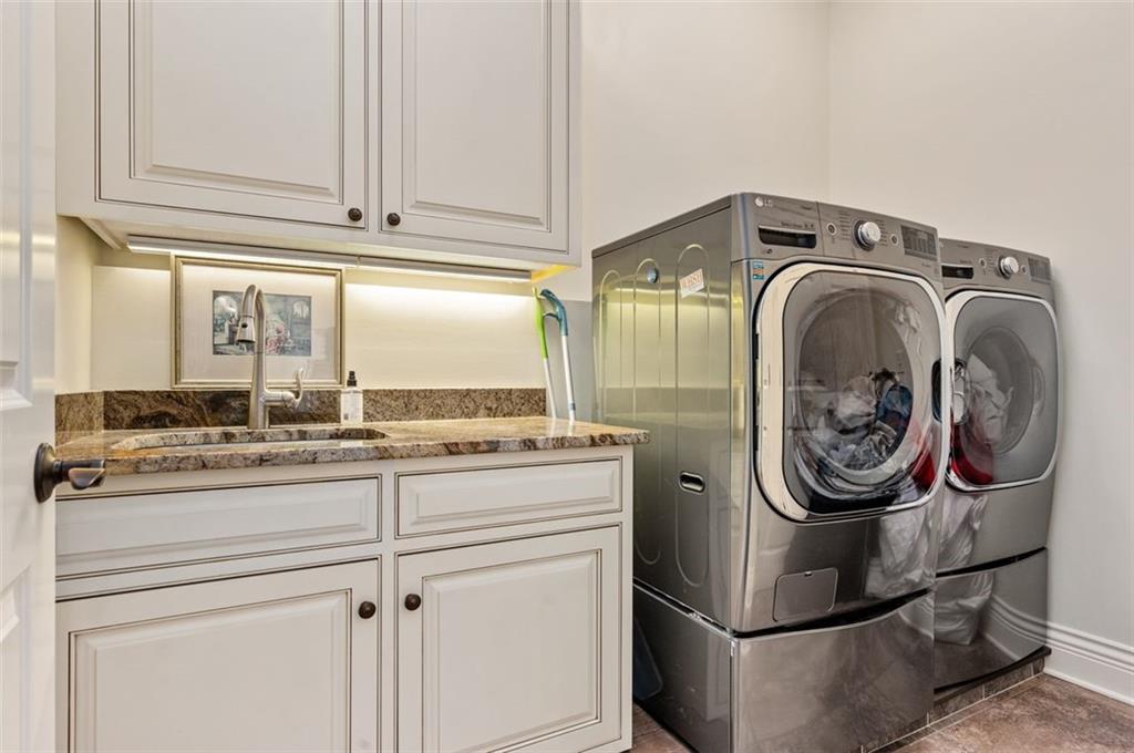 905 Settlers Ridge Road Pittsburgh, PA 15238 - Photo 19 of 27 Gallery Image 19