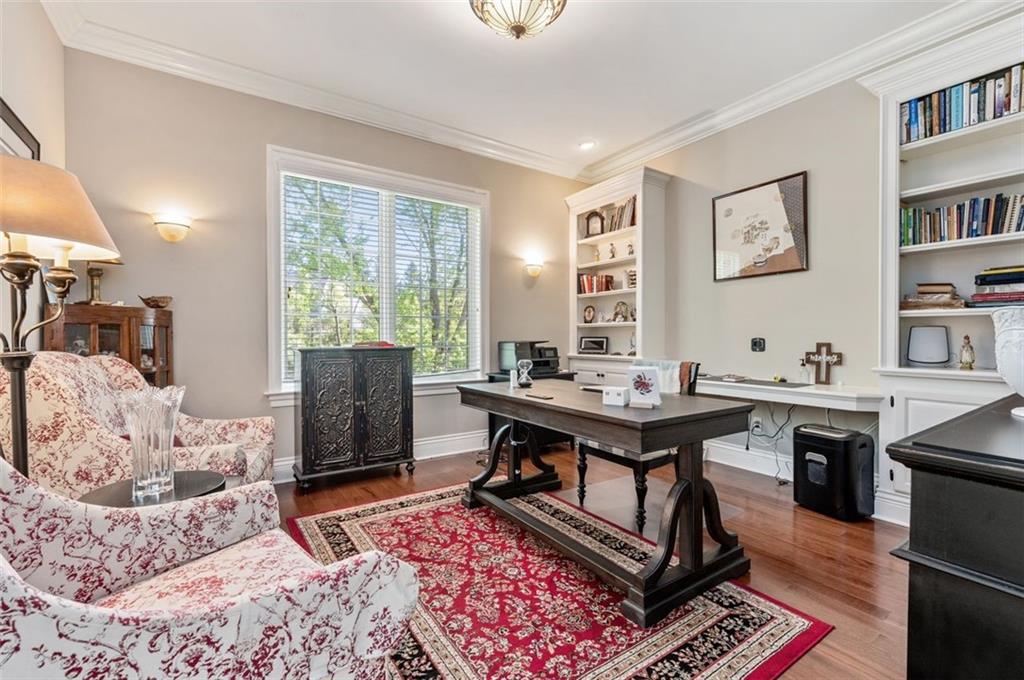 905 Settlers Ridge Road Pittsburgh, PA 15238 - Photo 5 of 27 Gallery Image 5