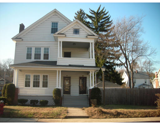 43-45 Calumet Road Holyoke, MA 01040 - Photo 2 of 9 Gallery Image 2