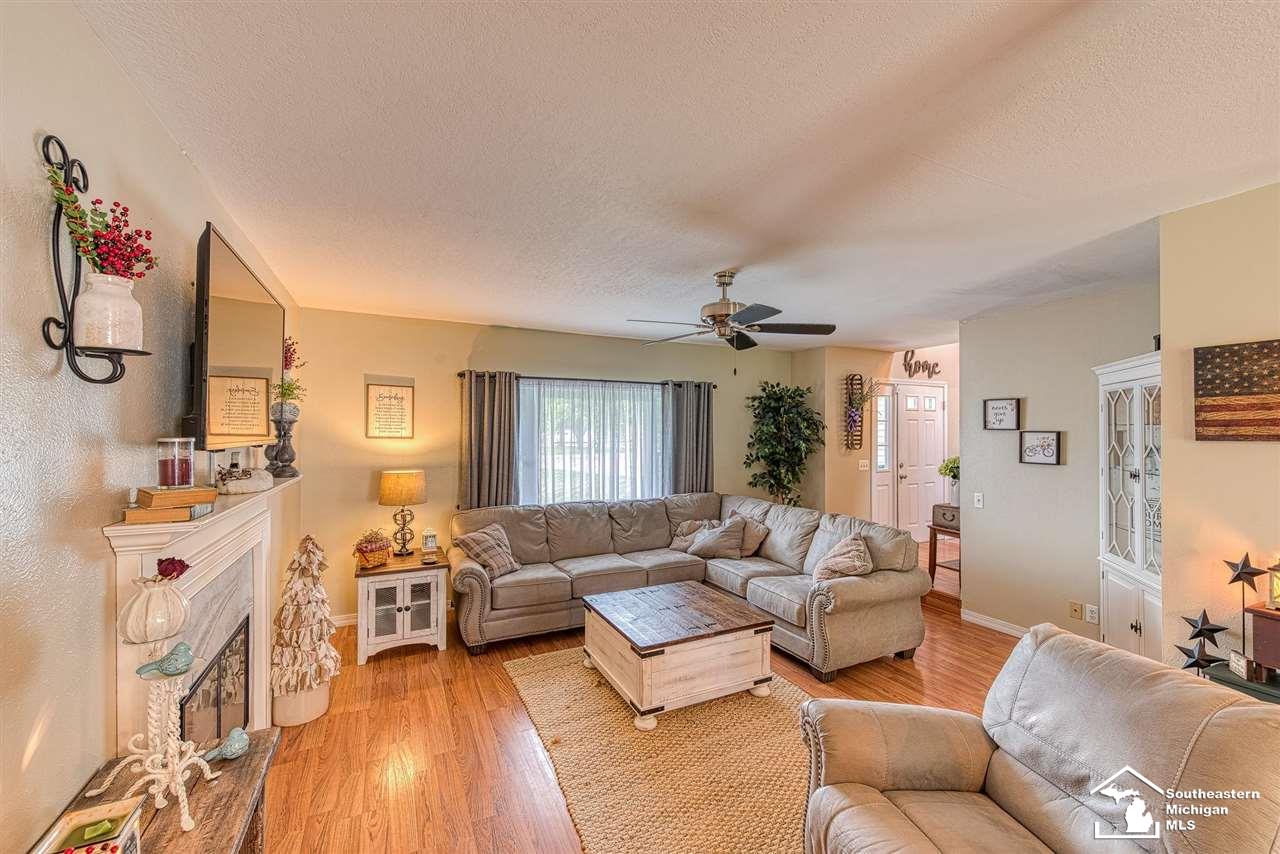 5090 East Dunbar Road Monroe, MI 48161 - Photo 7 of 38 50076551-6.JPG