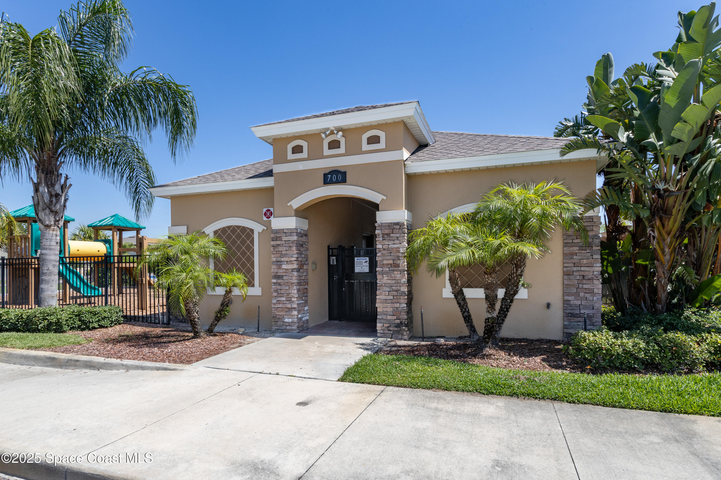 527 Old Country Rd S East Palm Bay, FL 32909 - Photo 34 of 35 35_527 Old Country Rd SE