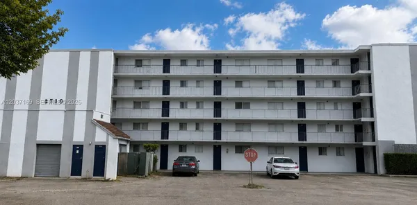 $289,000 | 8710 Sherman Circle North, Unit 506, Miramar, FL 33025