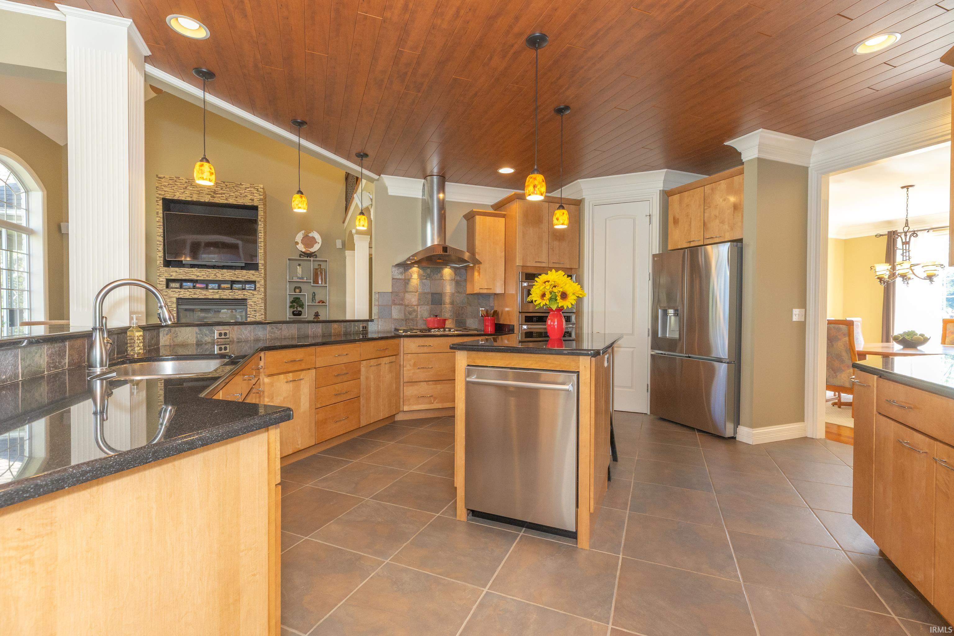 6477 Pebble Point Court Newburgh, IN 47630 - Photo 11 of 36