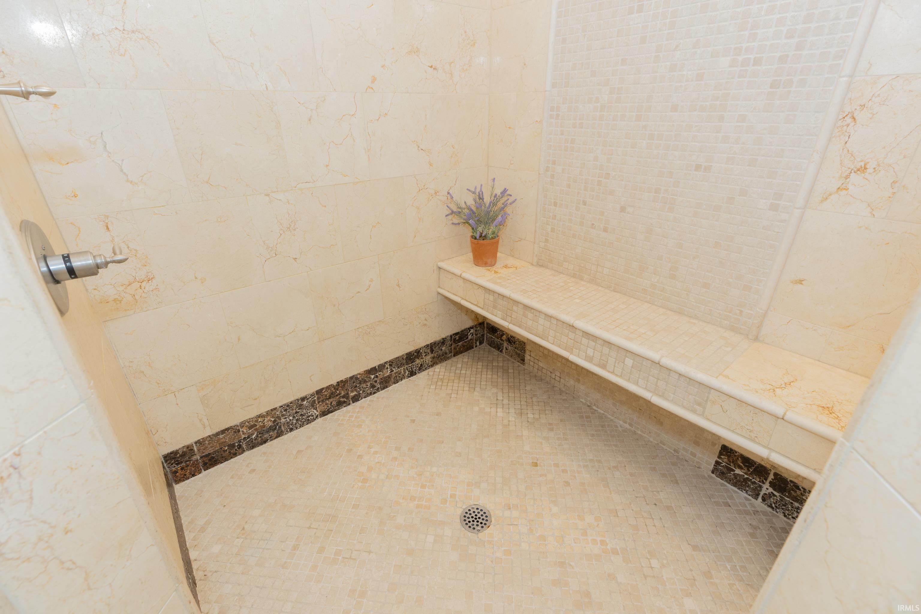 6477 Pebble Point Court Newburgh, IN 47630 - Photo 19 of 36