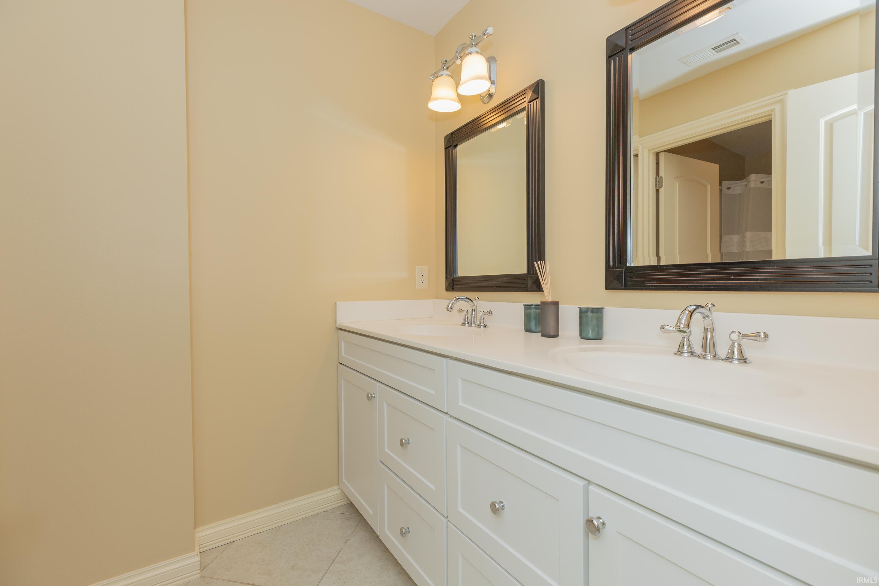 6477 Pebble Point Court Newburgh, IN 47630 - Photo 29 of 36