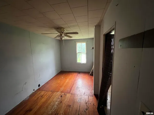 $49,900 | 14084 East Il Highway, Cuba, IL 61427